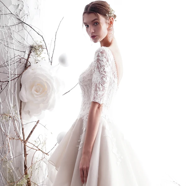 Luxury / Gorgeous Champagne Wedding Dresses 2019 A-Line / Princess Scoop Neck Beading Lace Flower 1/2 Sleeves Backless Floor-Length / Long