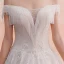 Charmant Ivory / Creme Brautkleider / Hochzeitskleider 2019 A Linie Off Shoulder Perlenstickerei Quaste Spitze Blumen Pailletten Kurze Ärmel Rückenfreies Königliche Schleppe