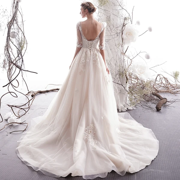 Elegant Champagne Wedding Dresses 2019 A-Line / Princess Scoop Neck Beading Lace Flower Appliques 1/2 Sleeves Backless Chapel Train