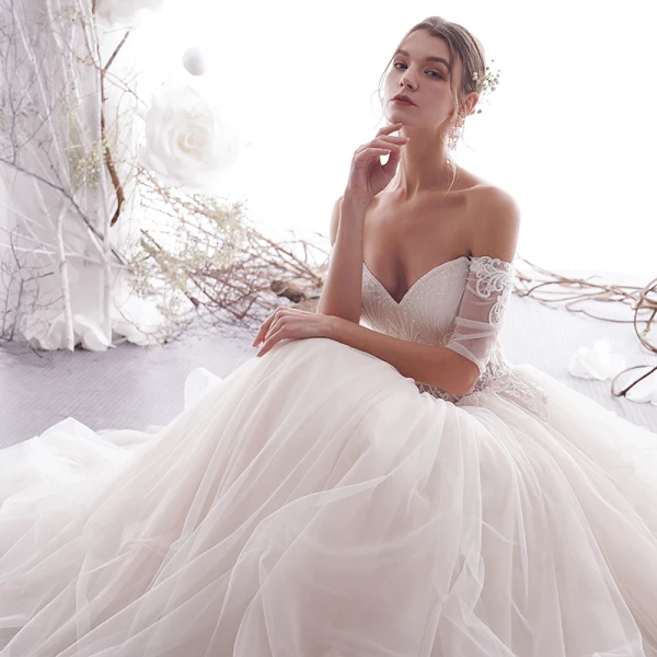 Chic / Beautiful Ivory Wedding Dresses 2019 A-Line / Princess Off-The-Shoulder Beading Lace Flower Short Sleeve Backless Floor-Length / Long