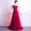 Charmant Burgunderrot Abendkleider 2019 A Linie Off Shoulder Perlenstickerei Spitze Blumen Ärmellos Rückenfreies Sweep / Pinsel Zug Festliche Kleider