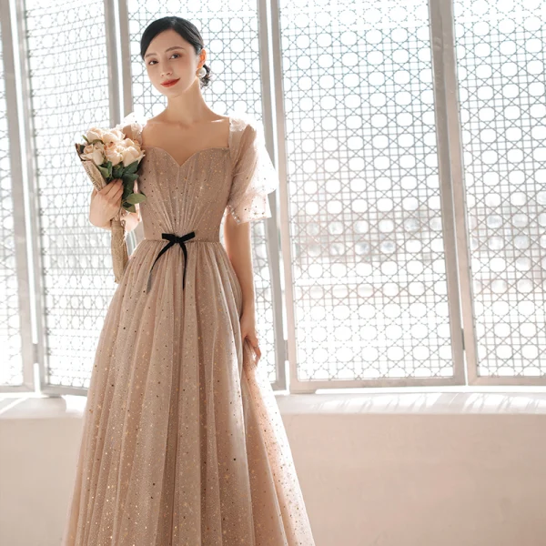 Charming Champagne Star Sequins Prom Dresses 2021 A-Line / Princess Square Neckline Short Sleeve Backless Bow Floor-Length / Long Formal Dresses
