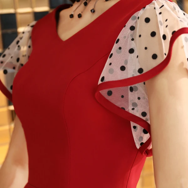 Chic / Beautiful Burgundy Homecoming Graduation Dresses 2019 A-Line / Princess V-Neck Spotted Short Sleeve Backless Short Formal Dresses