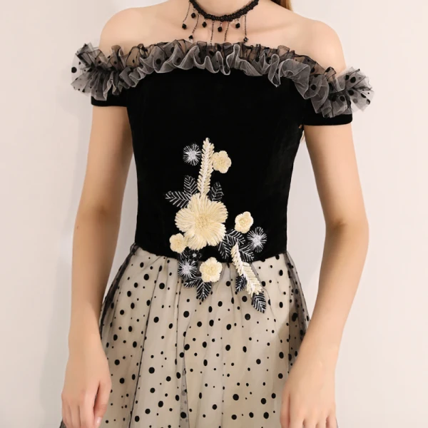Chic / Beautiful Black Homecoming Graduation Dresses 2019 A-Line / Princess Off-The-Shoulder Suede Appliques Lace Spotted Sleeveless Backless Tea-length Formal Dresses
