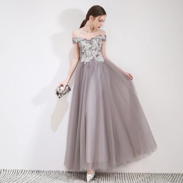 Chic / Beautiful Grey Evening Dresses  2019 A-Line / Princess Off-The-Shoulder Lace Flower Appliques Short Sleeve Backless Floor-Length / Long Formal Dresses