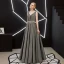 Charmant Silber Abendkleider 2019 A Linie Ärmellos Glanz Polyester Perle Strass Stoffgürtel V-Ausschnitt Rückenfreies Lange Festliche Kleider