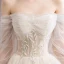 Style Audrey Hepburn Champagne Robe De Mariée 2019 Princesse De l'épaule Perlage Paillettes Perle En Dentelle Fleur 3/4 Manches Dos Nu Royal Train