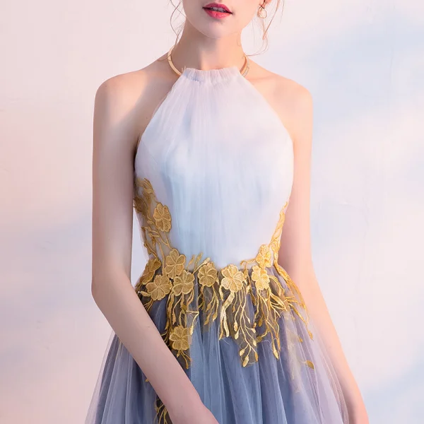 Chic / Belle Dégradé De Couleur de retour Robe De Graduation 2018 Princesse Appliques Titulaire Dos Nu Sans Manches Mi-Longues Robe De Ceremonie