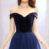 Modest / Simple Navy Blue Evening Dresses  2019 A-Line / Princess Off-The-Shoulder Suede Short Sleeve Backless Sweep Train Formal Dresses