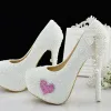 Lovely White Wedding Shoes 2019 Pearl Bow Tassel Rhinestone 14 cm Stiletto Heels Round Toe Wedding Pumps