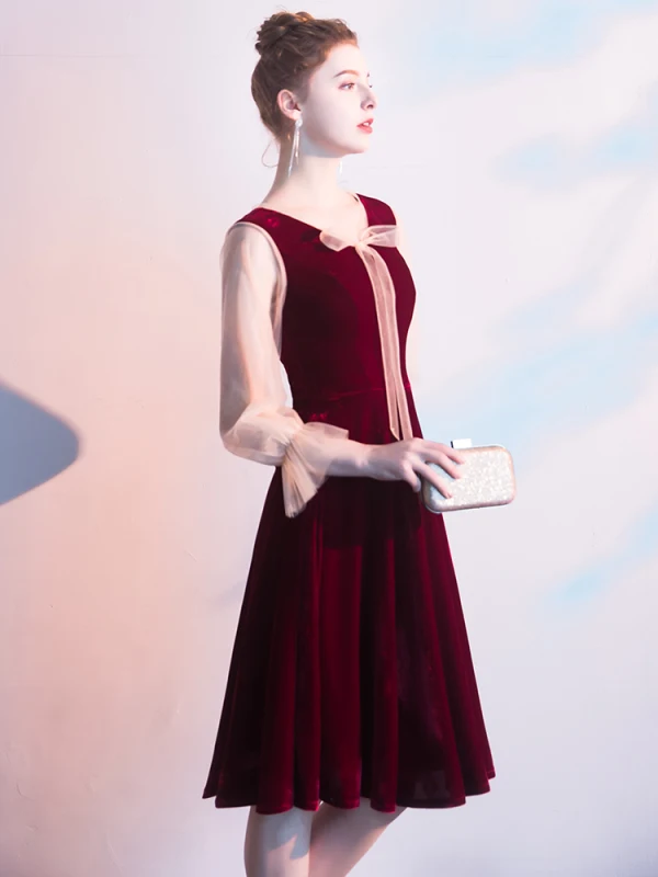Vintage / Retro Burgundy Homecoming Graduation Dresses 2019 A-Line / Princess V-Neck Suede Bow 3/4 Sleeve Knee-Length Formal Dresses
