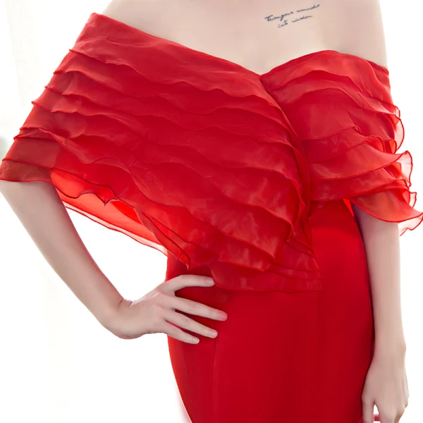 Sexy Einfarbig Champagner Abendkleider 2019 Meerjungfrau Off Shoulder Rüschen Kurze Ärmel Rückenfreies Hof-Schleppe Festliche Kleider