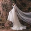 Elegante Ivory / Creme Brautkleider / Hochzeitskleider 2019 A Linie Rundhalsausschnitt Pailletten Spitze Blumen Quaste 3/4 Ärmel Rückenfreies Kathedrale Schleppe