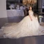 Scintillantes Champagne Grande Taille Robe De Mariée 2019 Robe Boule V-Cou Paillettes 1/2 Manches Dos Nu Chapel Train
