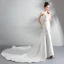 Charmant Ivoire Robe De Soirée 2019 Trompette / Sirène Sans Manches Cristal Paillettes En Dentelle Fleur V-Cou Dos Nu Cathedral Train Robe De Ceremonie