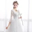 Élégant Ivoire Robe De Mariée 2019 Princesse V-Cou En Dentelle Fleur Manches de cloche Dos Nu Train De Balayage