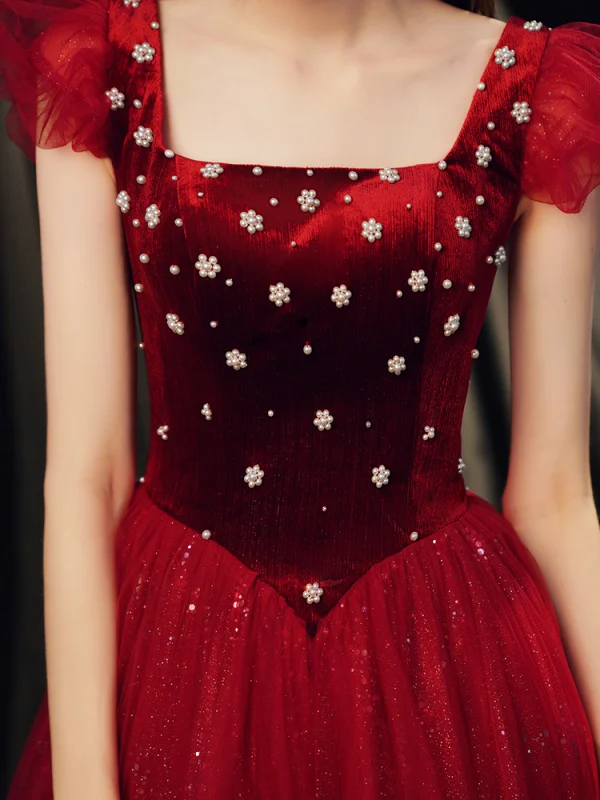 Charming Suede Burgundy Prom Dresses 2021 A-Line / Princess Square Neckline Pearl Sequins Backless Floor-Length / Long Prom Formal Dresses