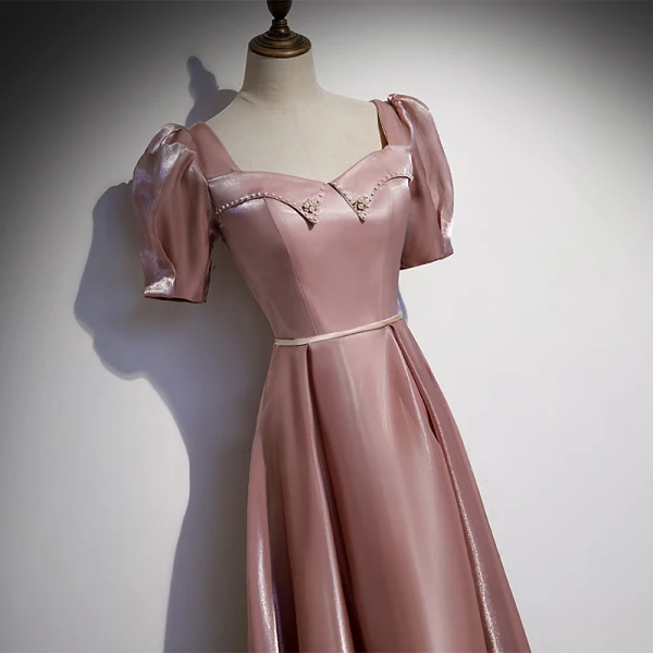 Elegant Dusky Pink Satin Prom Dresses 2021 A-Line / Princess Square Neckline Pearl Sash Short Sleeve Backless Floor-Length / Long Prom Formal Dresses