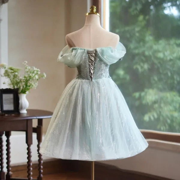 Chic / Belle Vert Cendré Appliques Perlage Paillettes Courte Robe De Fête 2024 Princesse De l'épaule Manches Courtes Dos Nu Robe De Ceremonie