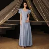 Vintage / Originale Simple Bleu Ciel Satin Robe De Soirée Robe De Bal 2021 Princesse Perle Encolure Carrée Manches Courtes Dos Nu Longue Robe De Ceremonie