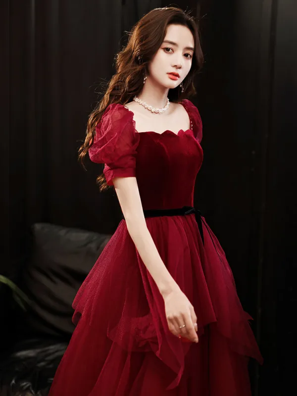 Élégant Bordeaux Daim Robe De Bal 2021 Princesse Encolure Carrée Manches Courtes Dos Nu Noeud Ceinture Longue Promo Robe De Ceremonie