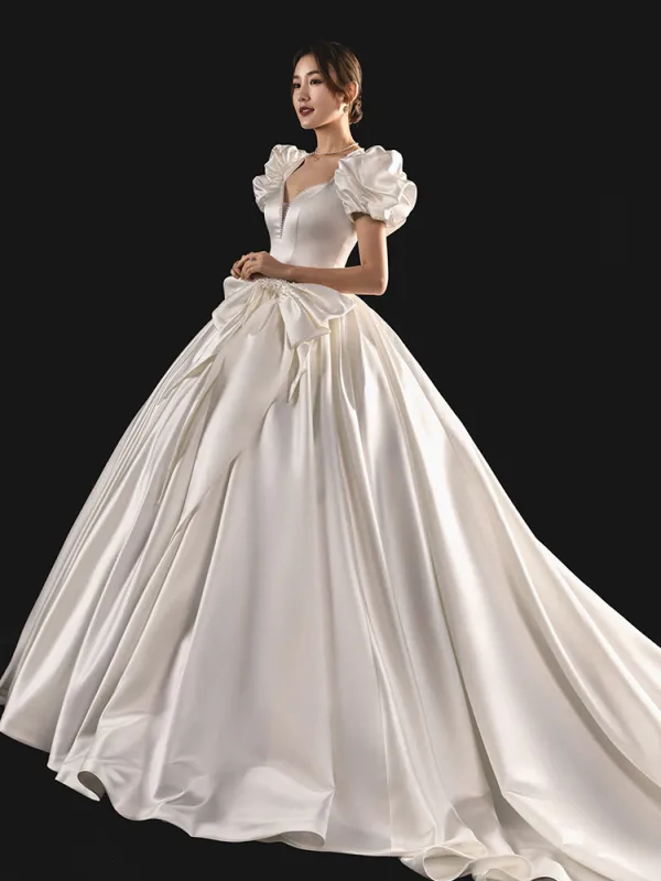 High-end Elegant Ivory Pearl Satin Wedding Dresses 2021 Ball Gown Square Neckline Short Sleeve Backless Bow Court Train Wedding