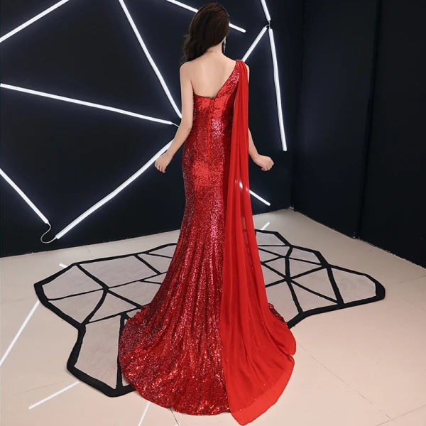 Sexy Rot Abendkleider 2019 Meerjungfrau One-Shoulder Pailletten Strass Kristall Ärmellos Rückenfreies Sweep / Pinsel Zug Festliche Kleider