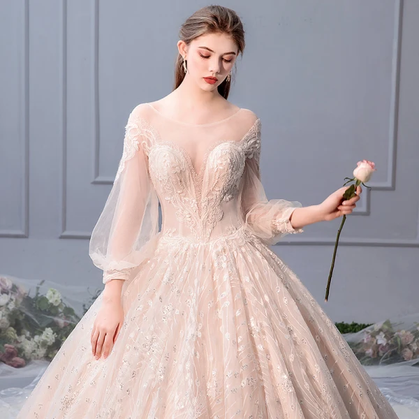 Luxe Champagne Robe De Mariée 2019 Robe Boule Encolure Dégagée Paillettes En Dentelle Fleur 3/4 Manches Dos Nu Royal Train