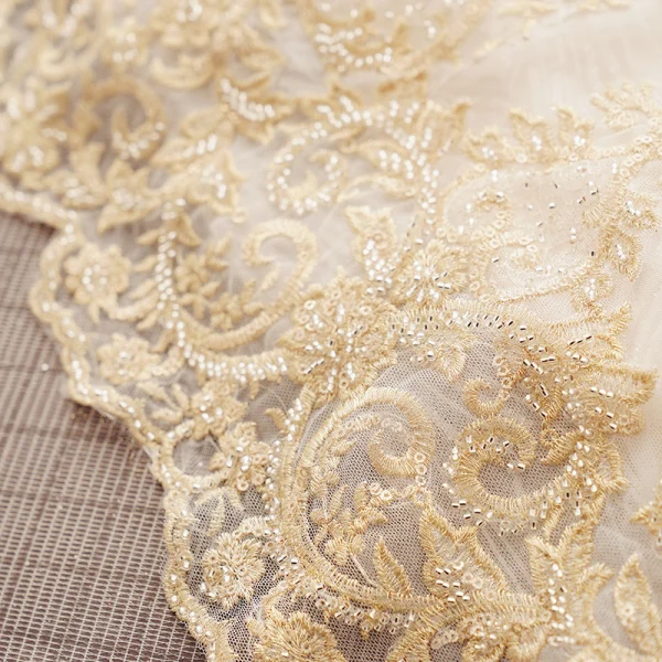 Luxus / Herrlich Champagner Brautkleider / Hochzeitskleider 2019 Ballkleid Tiefer V-Ausschnitt Perlenstickerei Spitze Blumen Lange Ärmel Rückenfreies Kathedrale Schleppe