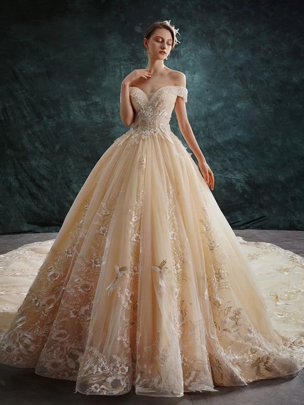 Luxe Champagne Robe De Mariée 2019 Robe Boule De l'épaule Perlage Perle En Dentelle Fleur Paillettes Manches Courtes Dos Nu Cathedral Train