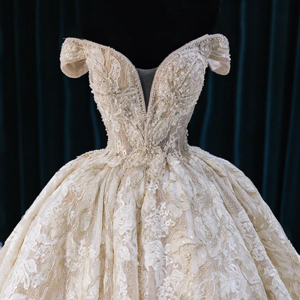 Luxe Champagne Robe De Mariée 2019 Robe Boule De l'épaule Perlage Perle Paillettes En Dentelle Fleur Manches Courtes Dos Nu Cathedral Train