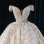 Luxe Champagne Robe De Mariée 2019 Robe Boule De l'épaule Perlage Perle Paillettes En Dentelle Fleur Manches Courtes Dos Nu Cathedral Train