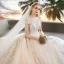 Elegante Champagne Trouwjurken 2019 Baljurk Ronde Hals Kralen Kant Bloem Kapmouwen Ruglooze Royal Train