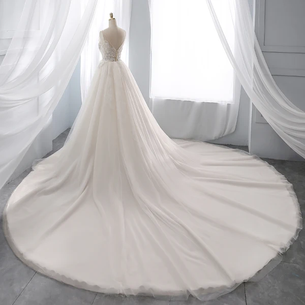 Chic / Beautiful Champagne Wedding Dresses 2019 A-Line / Princess Deep V-Neck Beading Lace Flower Short Sleeve Backless Chapel Train
