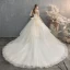 Charmant Champagne Robe De Mariée 2019 Princesse Bustier Noeud Sans Manches Dos Nu Cathedral Train