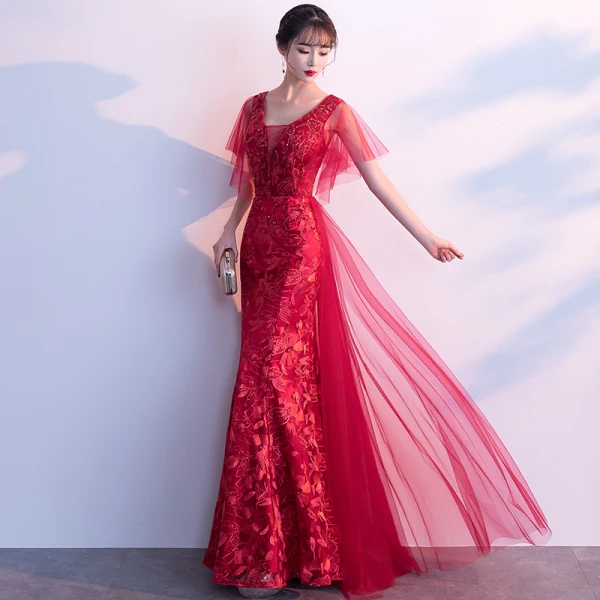 Chic / Beautiful Burgundy Evening Dresses  2019 A-Line / Princess V-Neck Crystal Lace Flower Short Sleeve Backless Floor-Length / Long Formal Dresses