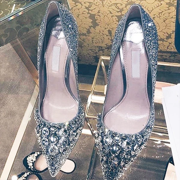 Sjarmerende Gull Brudesko 2019 Rhinestone Paljetter 8 cm Stiletthæler Spisse Bryllup Pumps