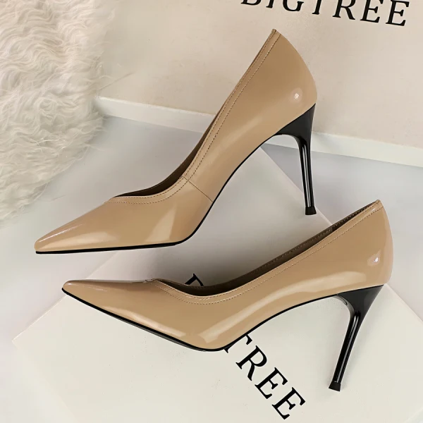 Eenvoudige Khaki Kantoor Pumps 2019 Lakleer 9 cm Naaldhakken / Stiletto Spitse Neus Pumps