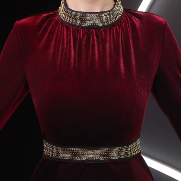 Élégant Bordeaux Robe De Soirée 2019 Encolure Dégagée Daim 3/4 Manches Thé Longueur Robe De Ceremonie