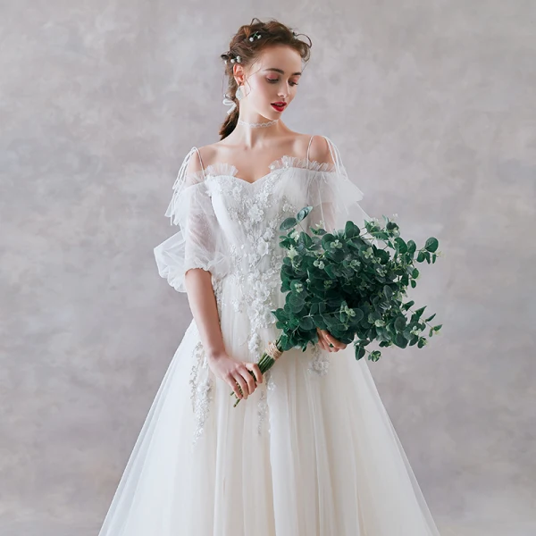 Elegant Ivory Wedding Dresses 2019 A-Line / Princess Spaghetti Straps Bow Appliques Lace Flower Sequins Short Sleeve Backless Court Train