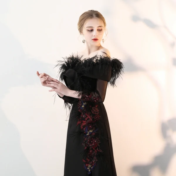 Schöne Schwarz Abendkleider 2018 A Linie Spitze Feder Pailletten Off Shoulder 3/4 Ärmel Gespaltete Front Sweep / Pinsel Zug Festliche Kleider