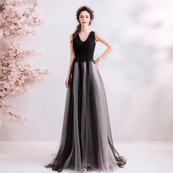 Chic / Beautiful Black Evening Dresses 2019 A-Line / Princess V-Neck Lace Flower Buttons Sleeveless Floor-Length / Long Formal Dresses