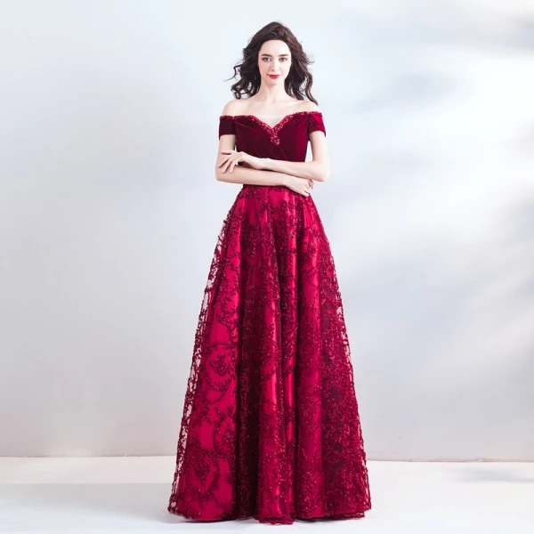 Chic / Beautiful Burgundy Evening Dresses 2019 A-Line / Princess Off-The-Shoulder Suede Crystal Short Sleeve Backless Floor-Length / Long Formal Dresses