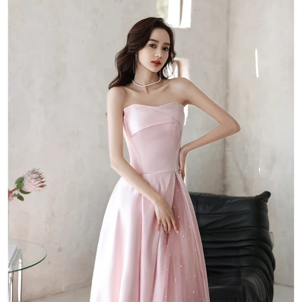Elegante Pink Perle Satin Ballkleider 2021 A Linie Bandeau Ärmellos Rückenfreies Lange Festliche Kleider