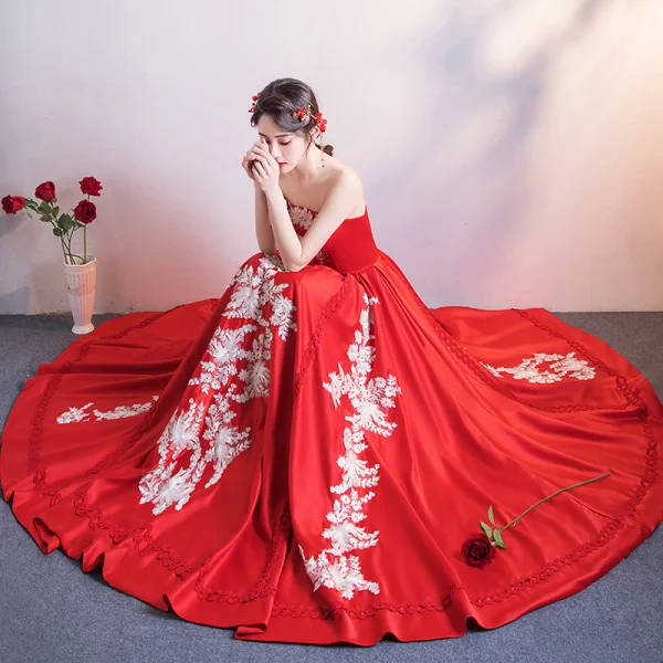 Chinesischer Stil Schöne Burgunderrot Brautkleider / Hochzeitskleider 2019 A Linie Bandeau Spitze Blumen Ärmellos Rückenfreies Lange