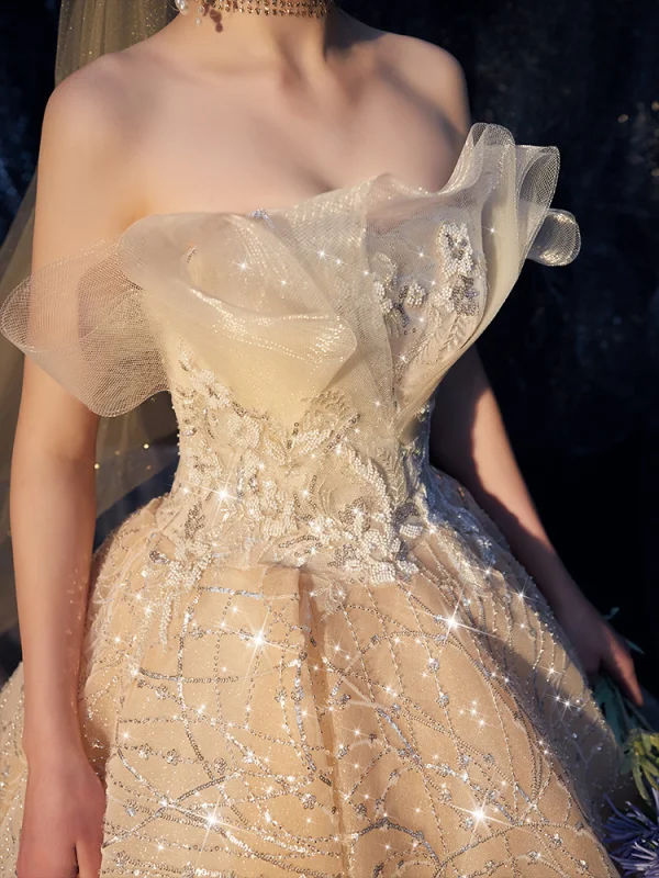 Luxury / Gorgeous Champagne Wedding Dresses 2019 Ball Gown Strapless Glitter Tulle Sequins Beading Sleeveless Backless Cathedral Train