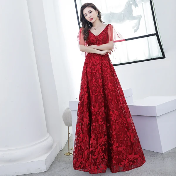 Chic / Beautiful Burgundy Evening Dresses 2019 A-Line / Princess V-Neck Beading Lace Flower Short Sleeve Backless Floor-Length / Long Formal Dresses