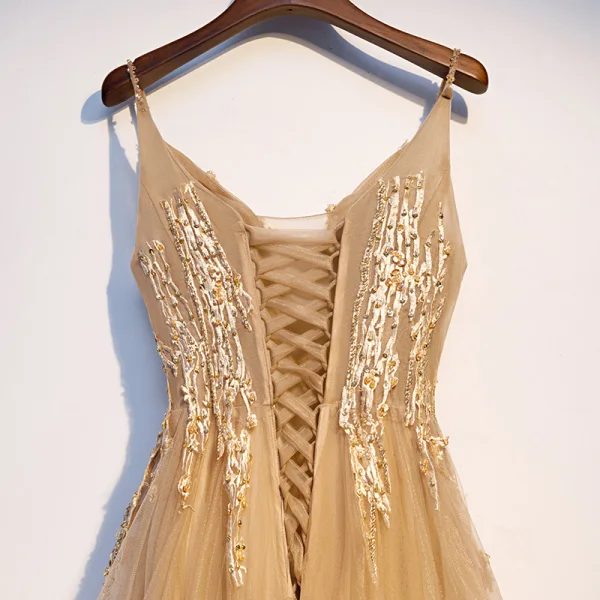 Élégant Champagne Robe De Soirée 2019 Princesse Bretelles Spaghetti Perlage Paillettes En Dentelle Fleur Sans Manches Dos Nu Longue Robe De Ceremonie