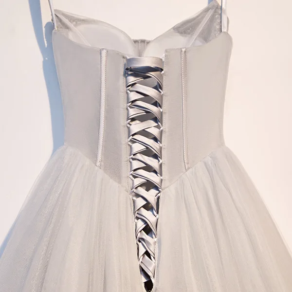 Hermoso Gris Vestidos de gala 2019 A-Line / Princess Spaghetti Straps Rebordear Lentejuelas Sin Mangas Sin Espalda Asimétrico Vestidos Formales