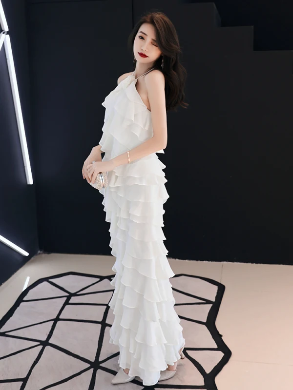 Modern / Fashion Ivory Evening Dresses 2019 Halter Sleeveless Backless Cascading Ruffles Ankle Length Formal Dresses
